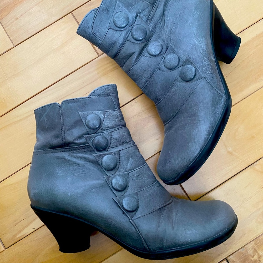 Miz Mooz booties
